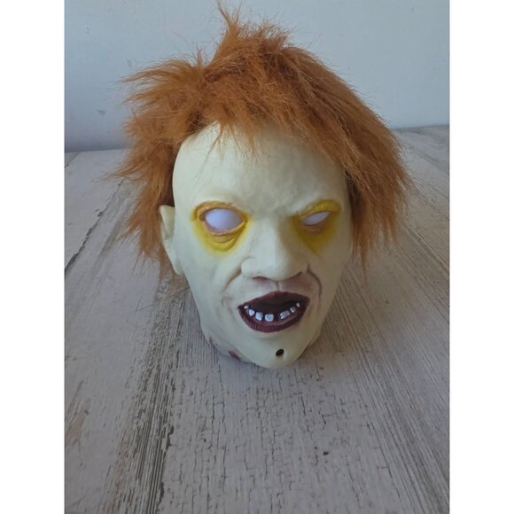 Vintage gemmy micheal meyers moaning beheaded Halloween head light up animated H - Picture 1 of 8